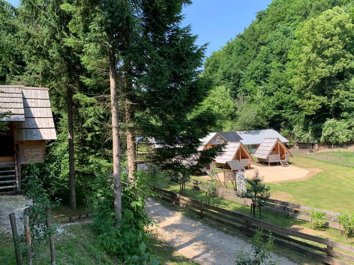 Wooden Cabin Kamna Gorica Екстериор снимка